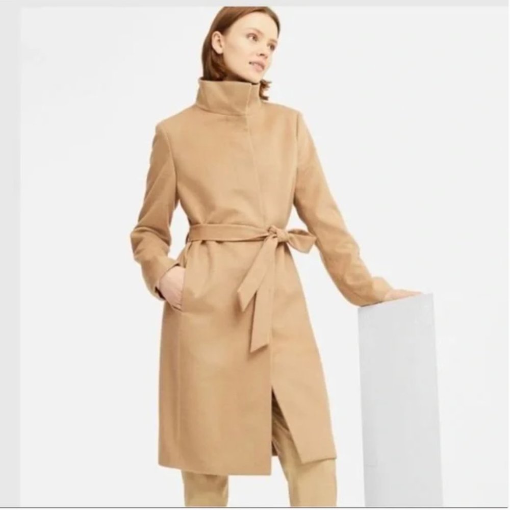 NWOT Uniqlo Wool Cashmere blend belted coat - NAVY